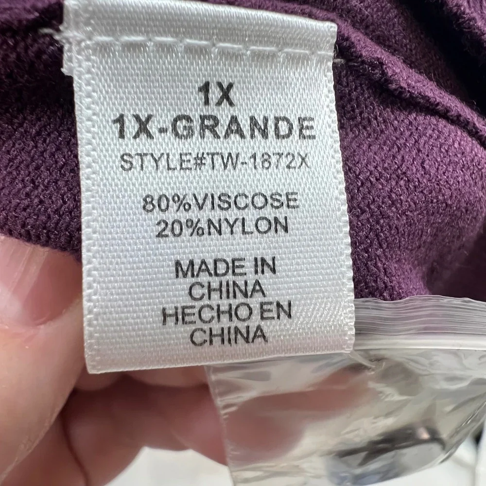 Zenana Outfitters 1X Purple V-Neck Button‎ Front Cardigan Layering Spring Fall